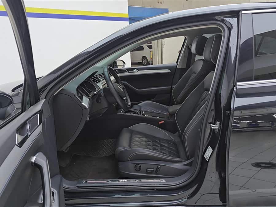 Volkswagen Magotan GTE 2022 car image #10