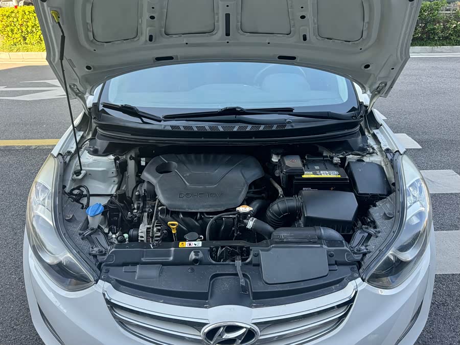 Hyundai Elantra MD 2014 #10 Hyundai Elantra MD 2014 car image #10