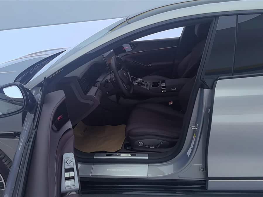 Denza Z9GT 2024 #10 Denza Z9GT 2024 car image #10