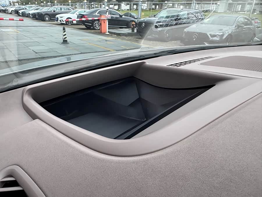 Mercedes-Benz EQS AMG 2024 #10 Mercedes-Benz EQS AMG 2024 car image #10