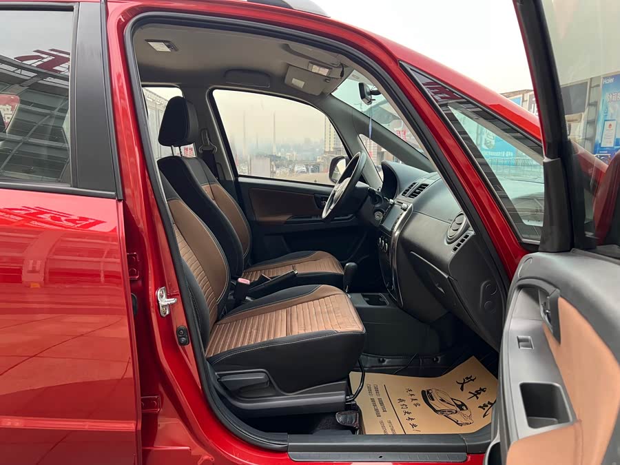 铃木 天语 SX4 2014 汽车图片 #10