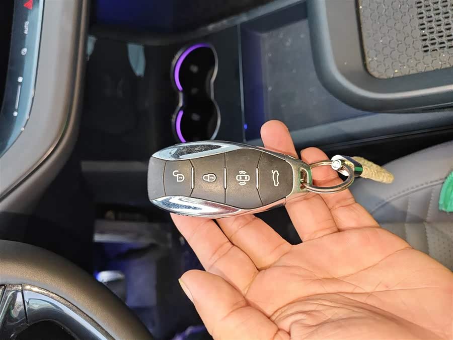 HongQi EH7 2024 car image #10