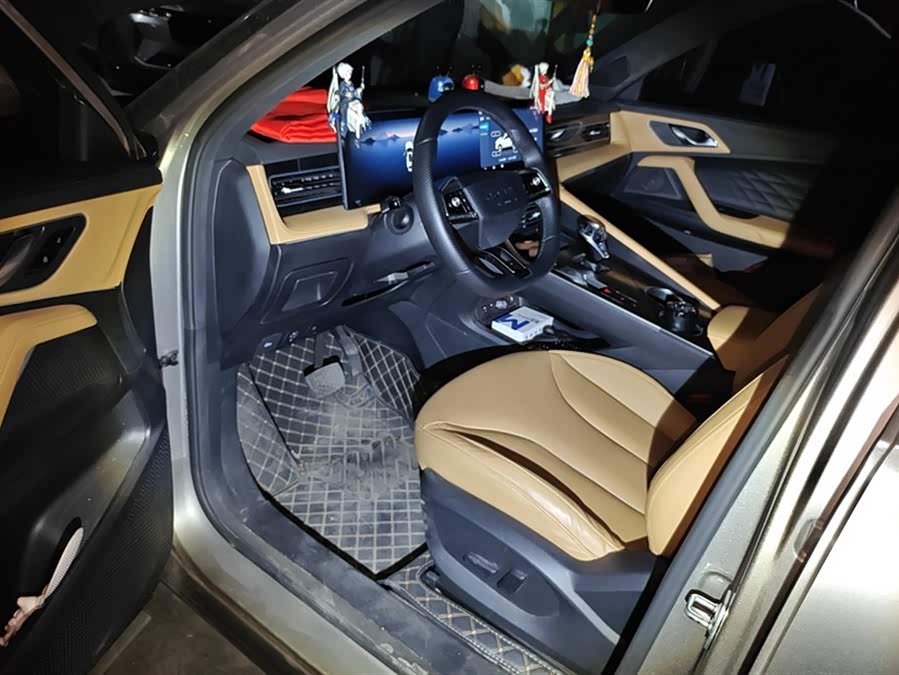 Roewe RX5 New Energy 2022 изображение автомобиля #10