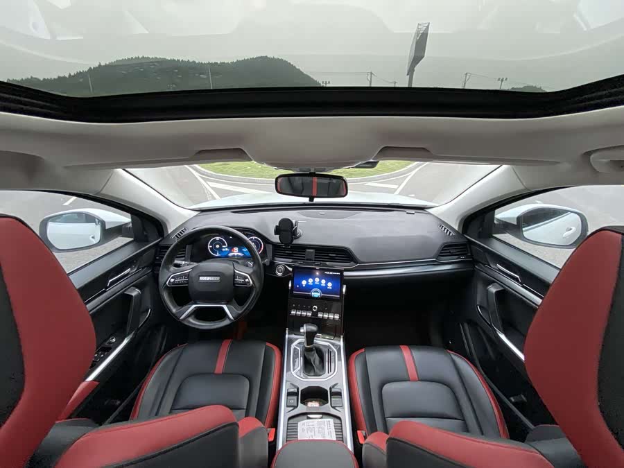 Haval H4 2018 car image #10