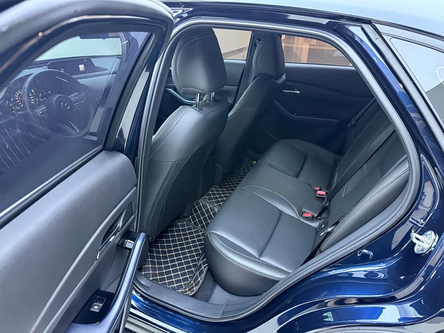 Mazda CX-3 2023 car image #10