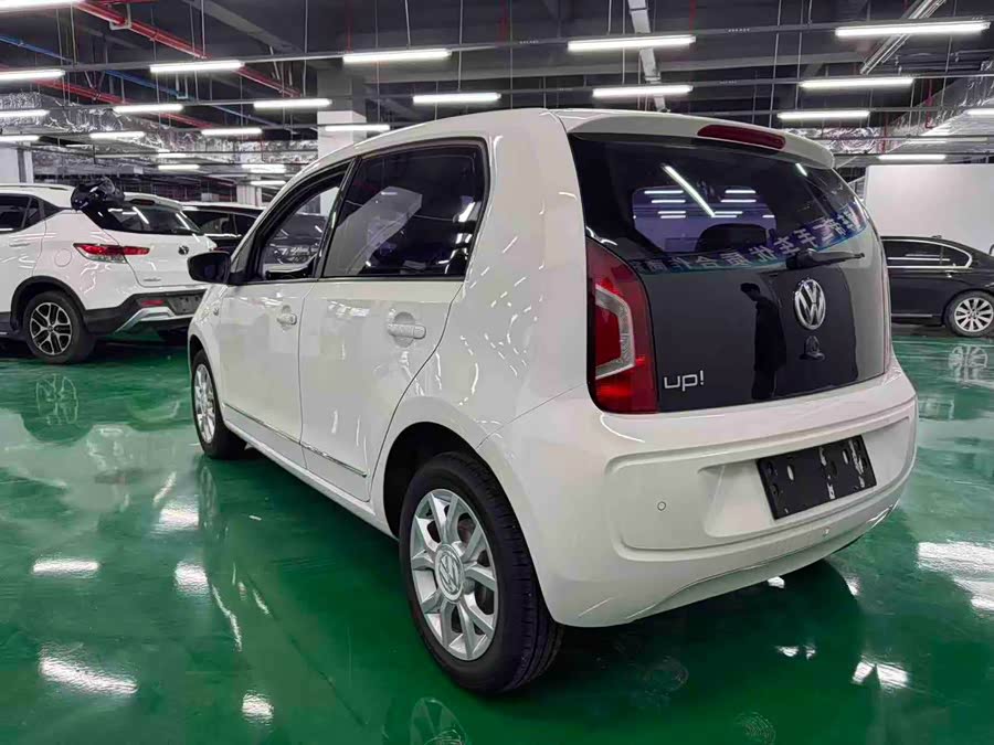 Volkswagen up! 2016 imagem de carro #10
