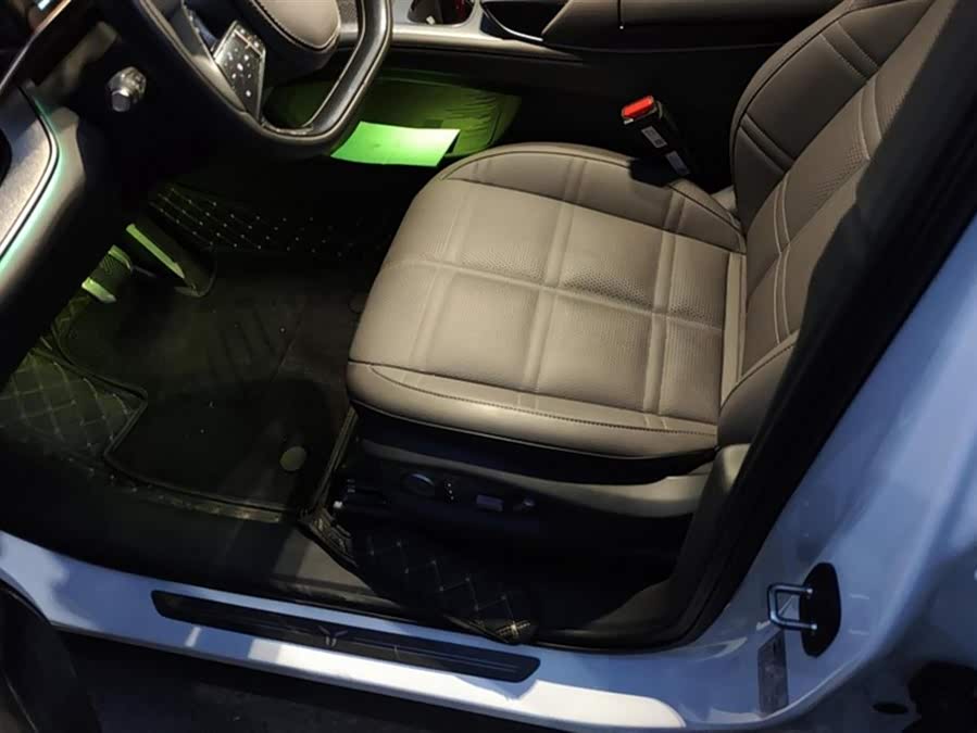 HongQi TianGong 08 2025 #10 HongQi TianGong 08 2025 car image #10