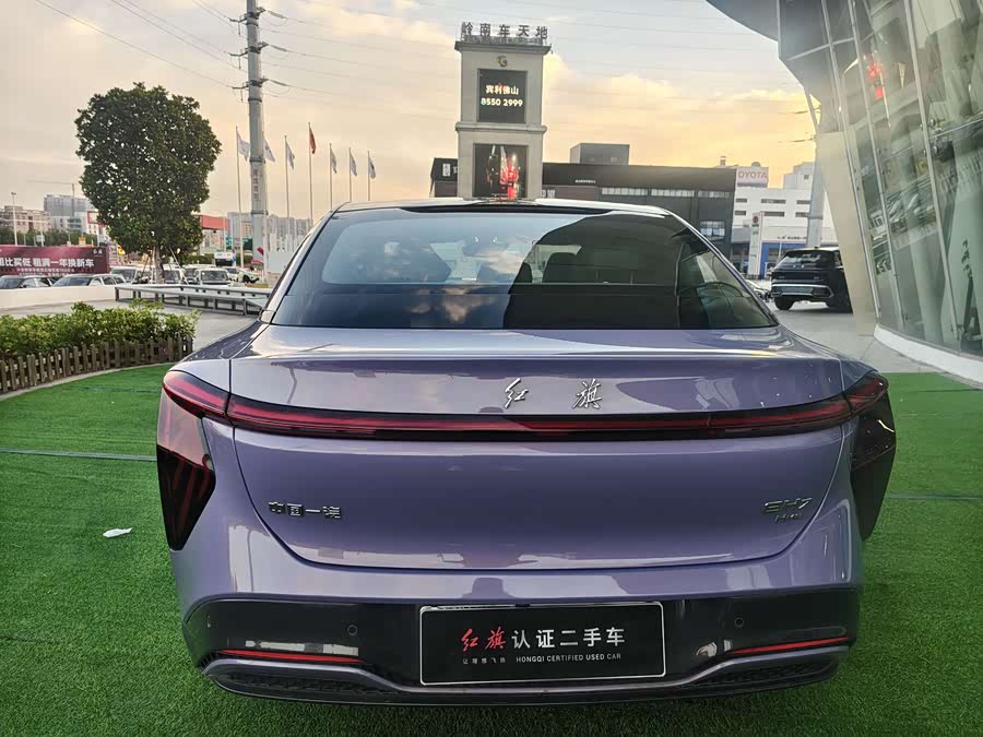 HongQi EH7 2024 immagine di auto #10