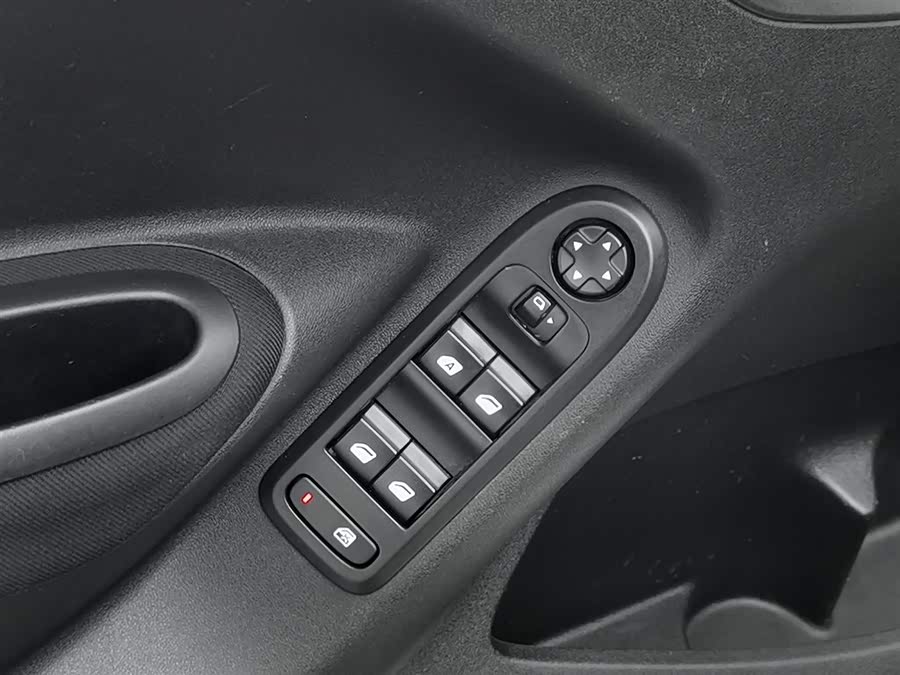 雪铁龙 东风风度MX6 2015 汽车图片 #10