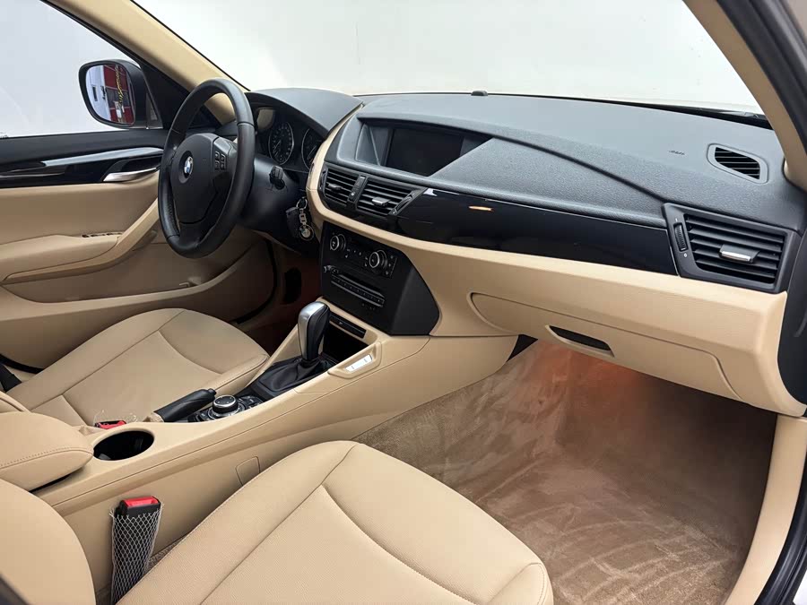 BMW X1 (Imported) 2012 #10 BMW X1 (Imported) 2012 car image #10