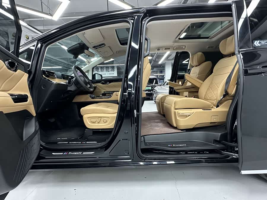 GAC Trumpchi E8 New Energy 2024 #10 GAC Trumpchi E8 New Energy 2024 car image #10