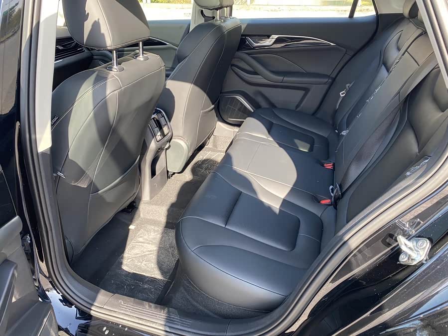 2021 car image #10