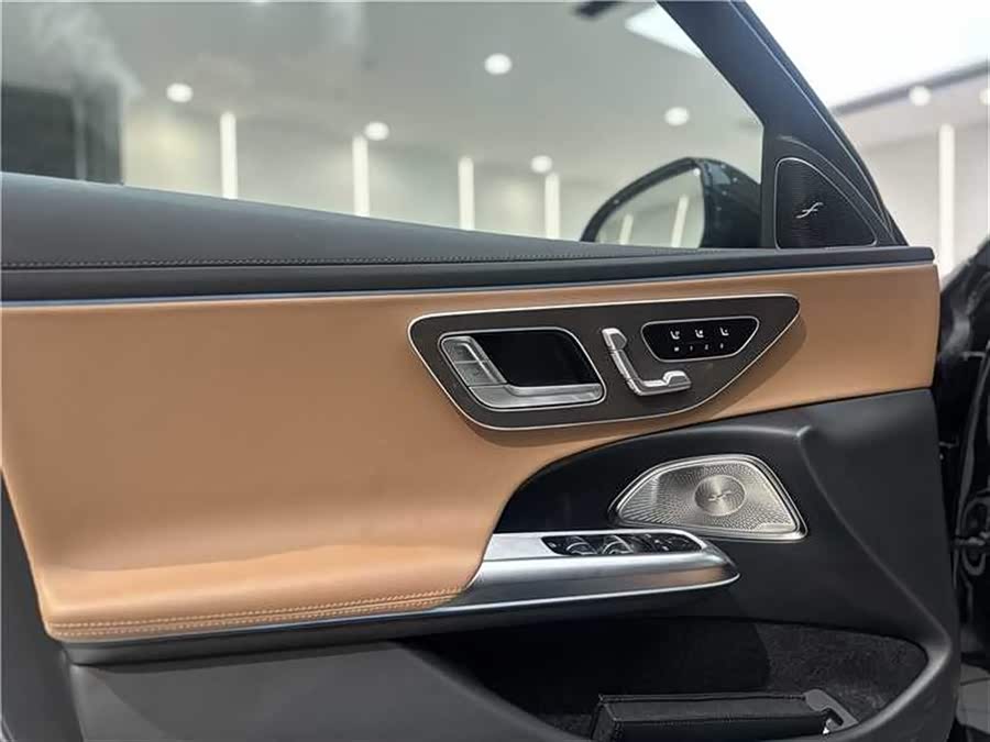 Mercedes-Benz E Class #10 Mercedes-Benz E Class car image #10