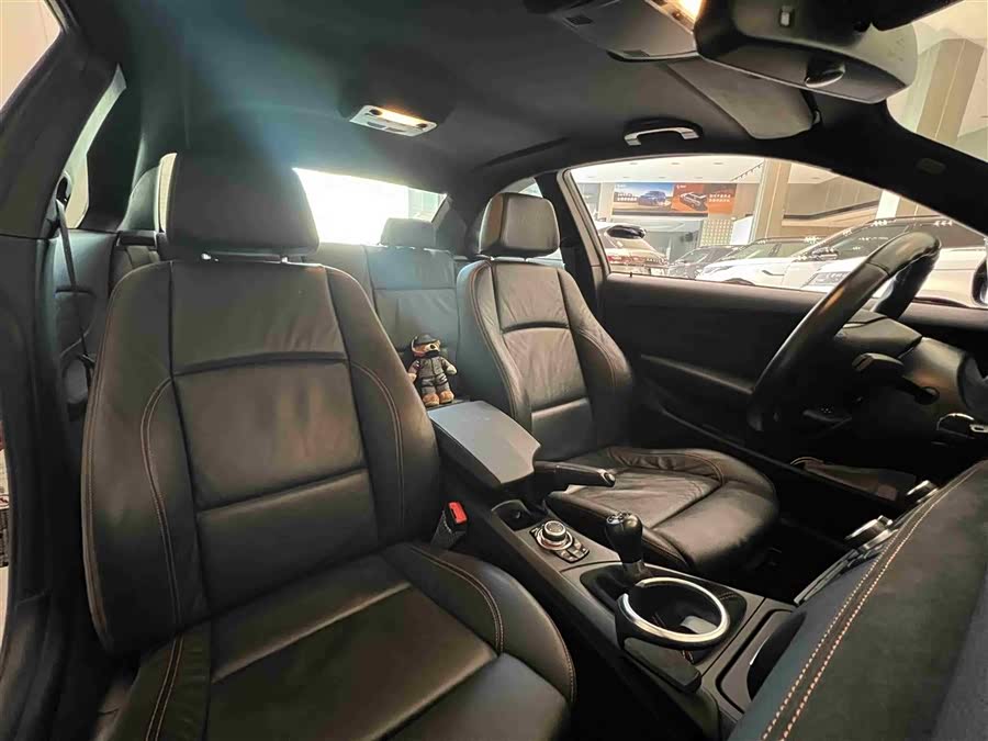 BMW 1 Series M 2012 car image #10