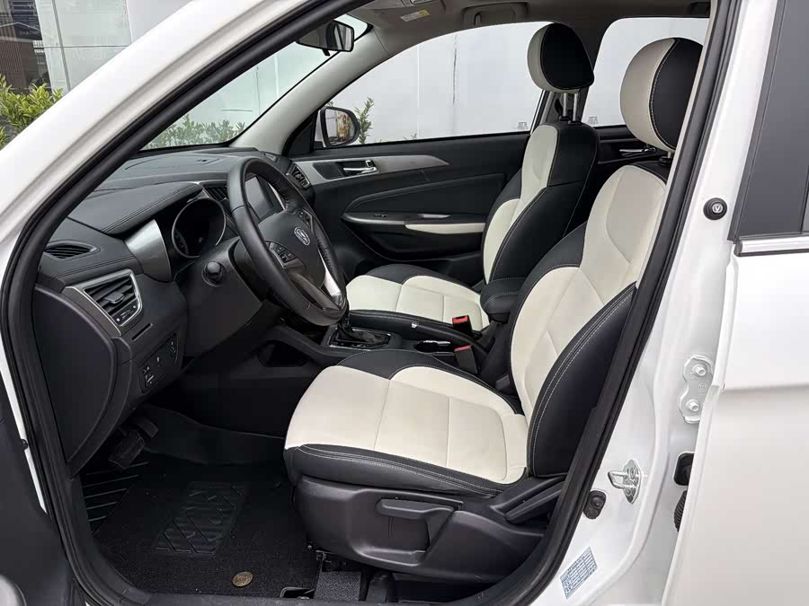 Changan CS35 2017 car image #10