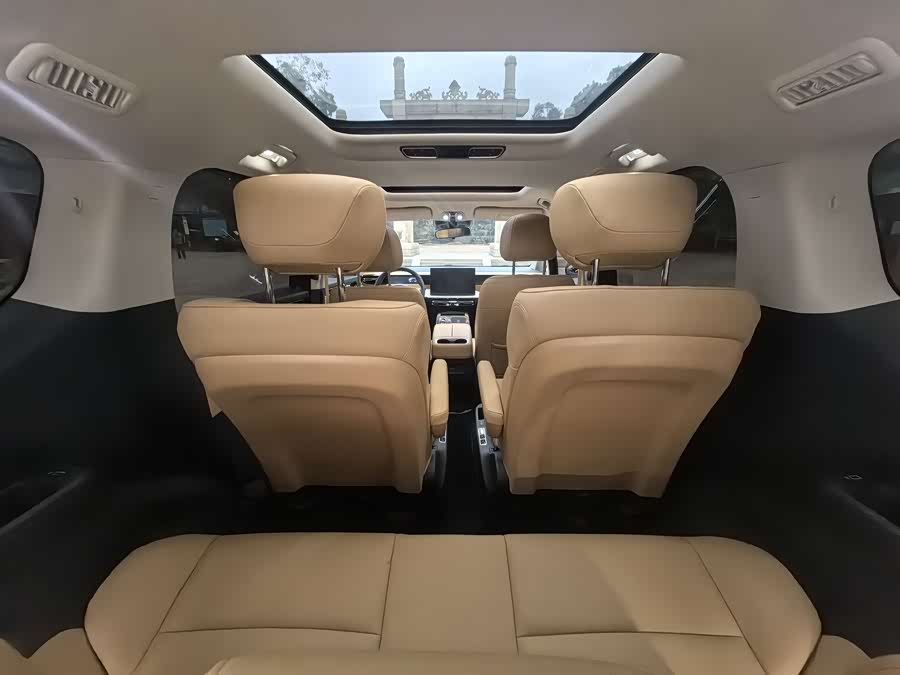 GAC Trumpchi E8 New Energy 2024 #10 GAC Trumpchi E8 New Energy 2024 car image #10