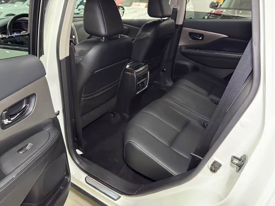 日产 楼兰 2018 汽车图片 #10