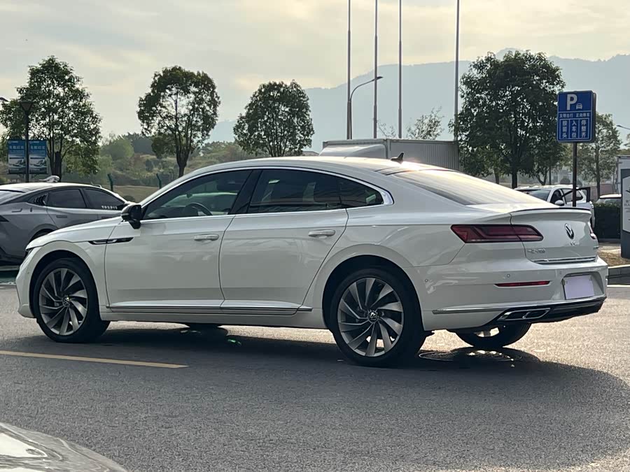 Volkswagen CC (FAW-Volkswagen) 2024 car image #10