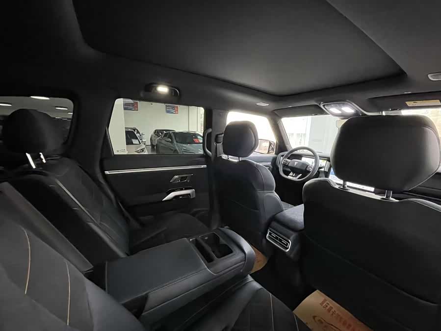 Deepal G318 2025 #10 Deepal G318 2025 car image #10