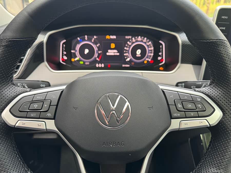 Volkswagen Tayron GTE 2024 #10 Volkswagen Tayron GTE 2024 car image #10