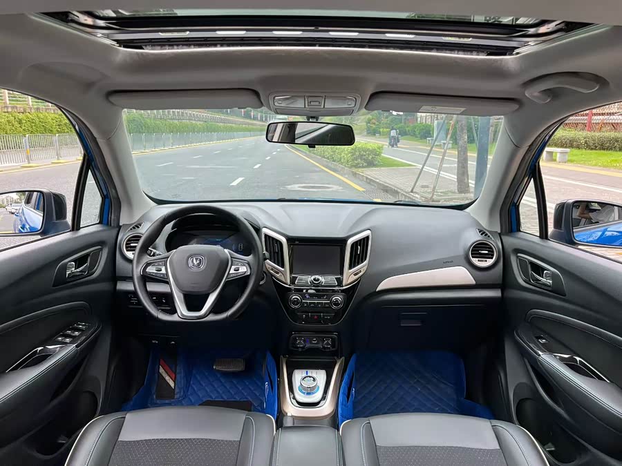 Changan CS15 EV 2019 car image #10