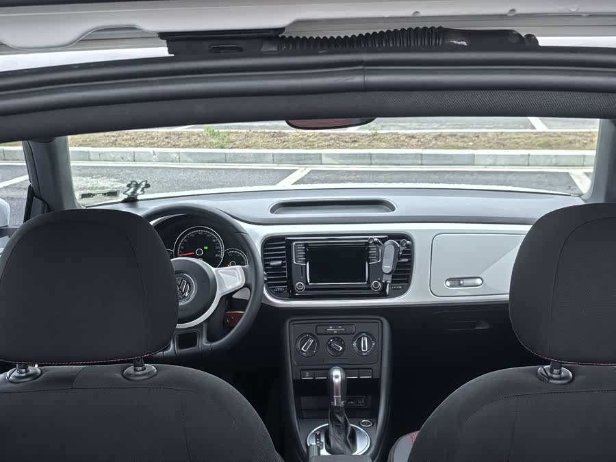 Volkswagen Beetle 2017 immagine di auto #10