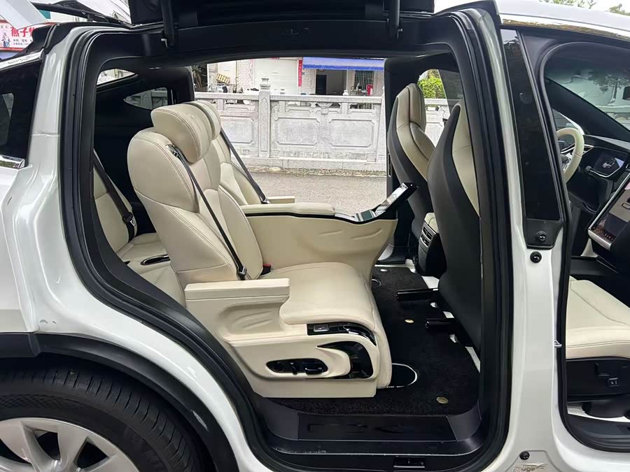 特斯拉 Model X 2017 汽车图片 #10