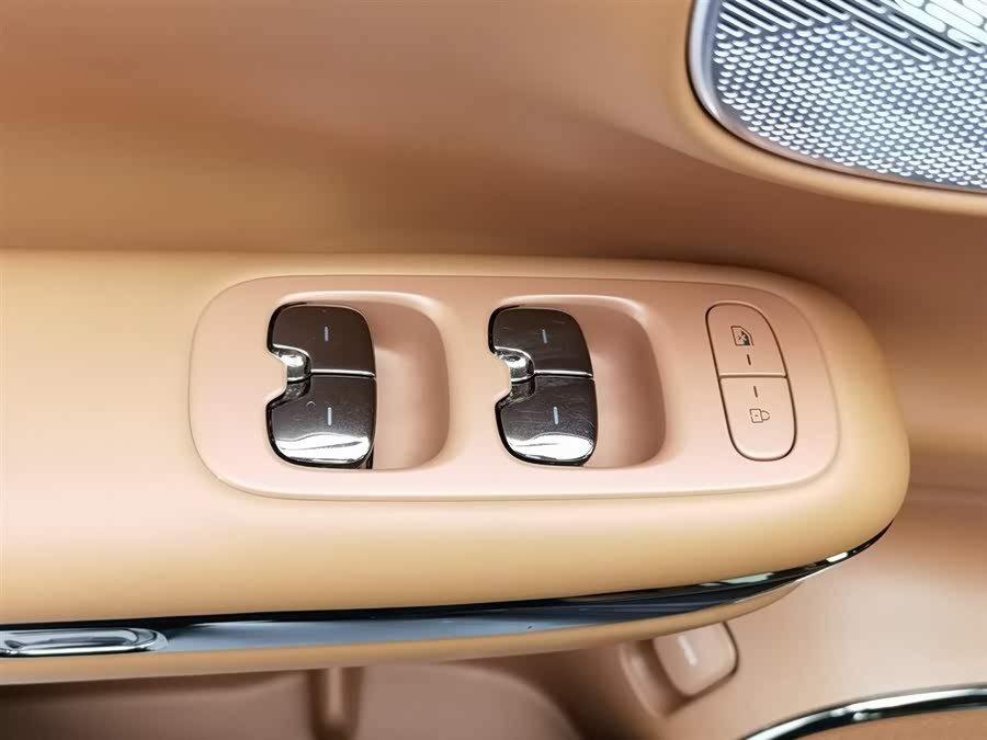 GAC Trumpchi Xiangwang S7 2025 car image #10