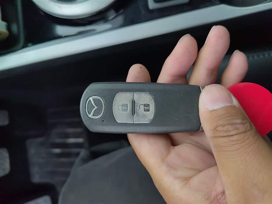 Mazda CX-7 2015 immagine di auto #10