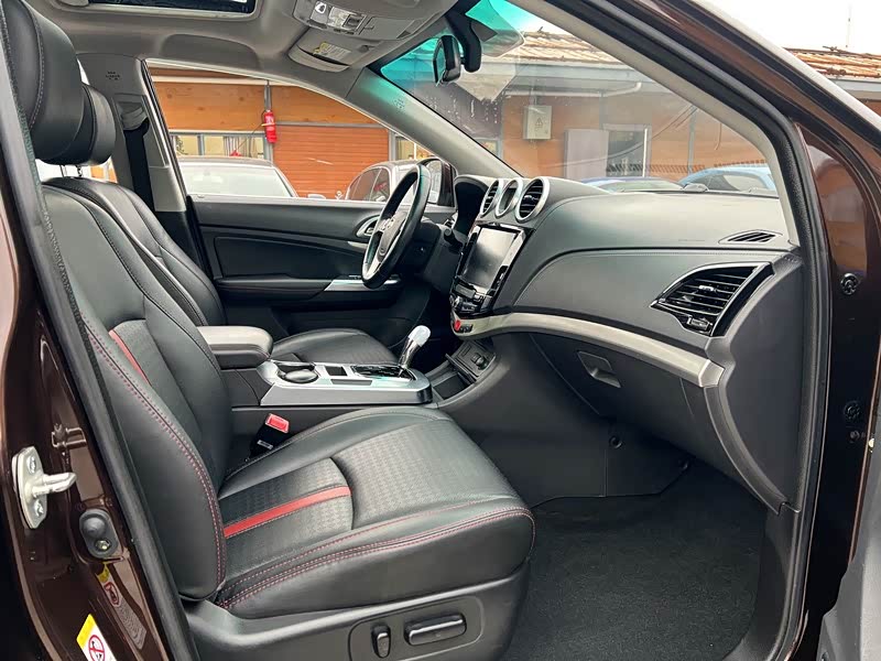 BYD S7 2015 car image #10