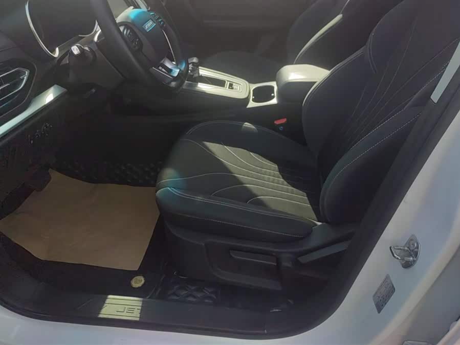 Jetour X70M 2021 immagine di auto #10