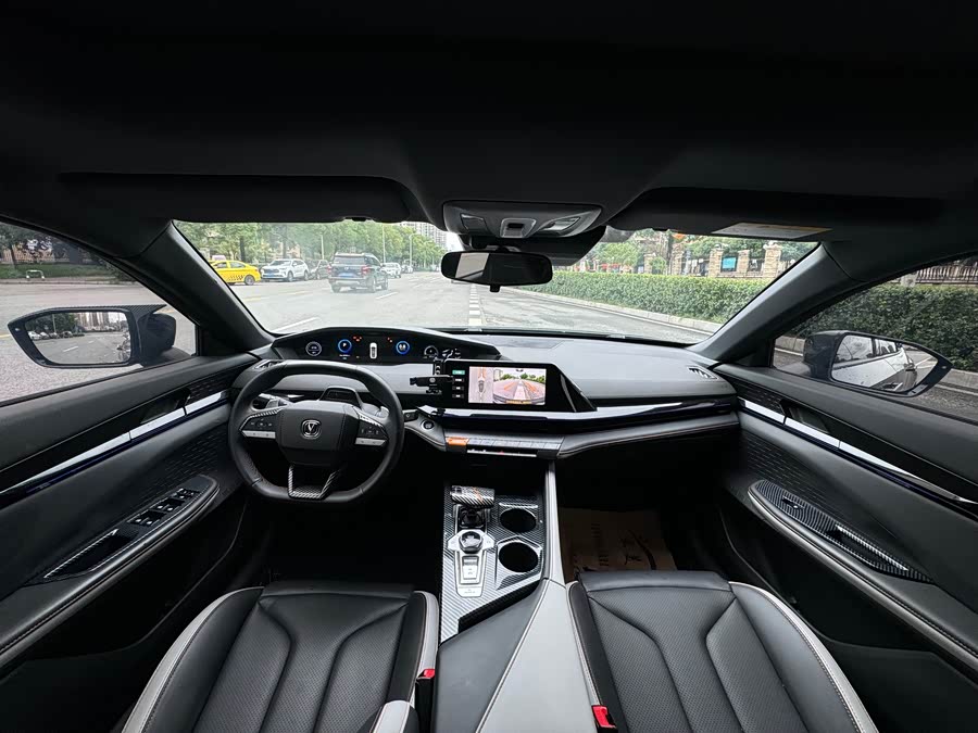 Changan UNI-V 2023 immagine di auto #10