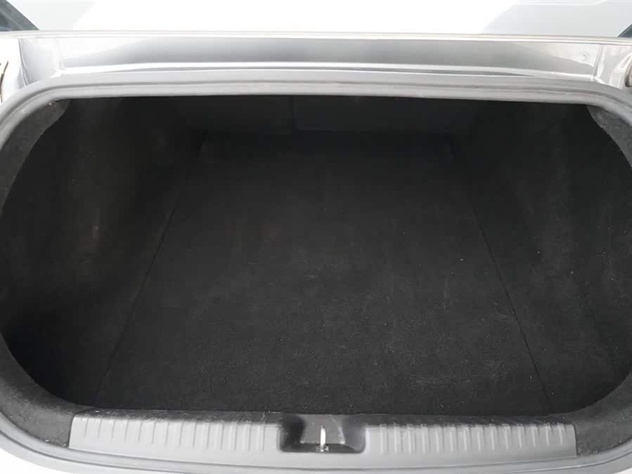 小鹏 小鹏P7 2021 汽车图片 #10