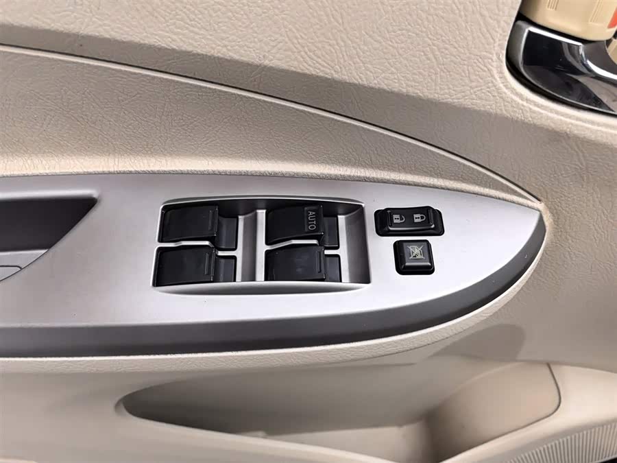 BYD L3 2014 #10 BYD L3 2014 immagine di auto #10