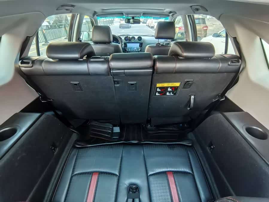 BYD S7 2015 car image #10