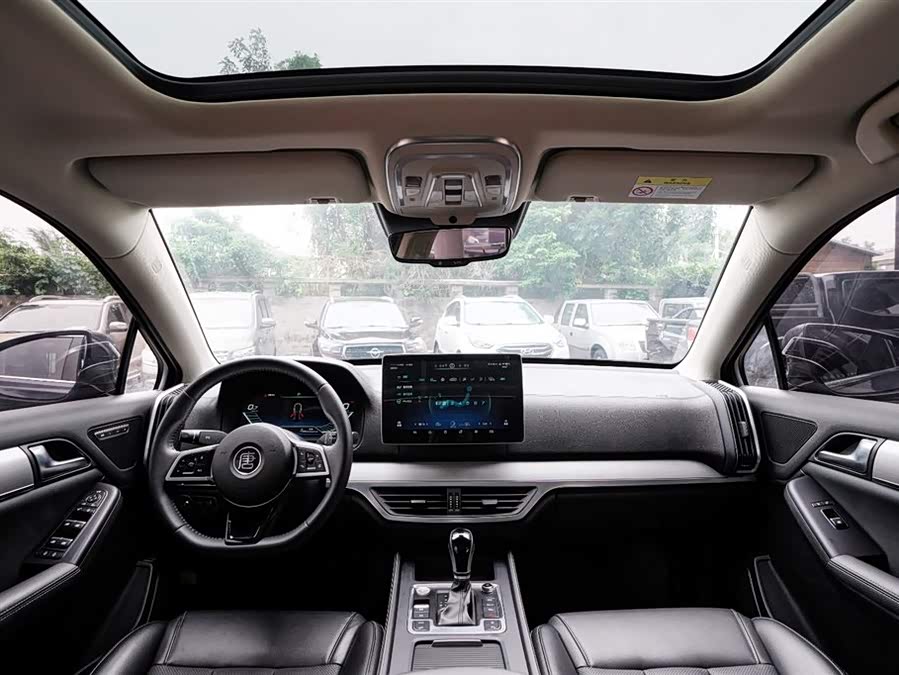 BYD Tang 2021 car image #10