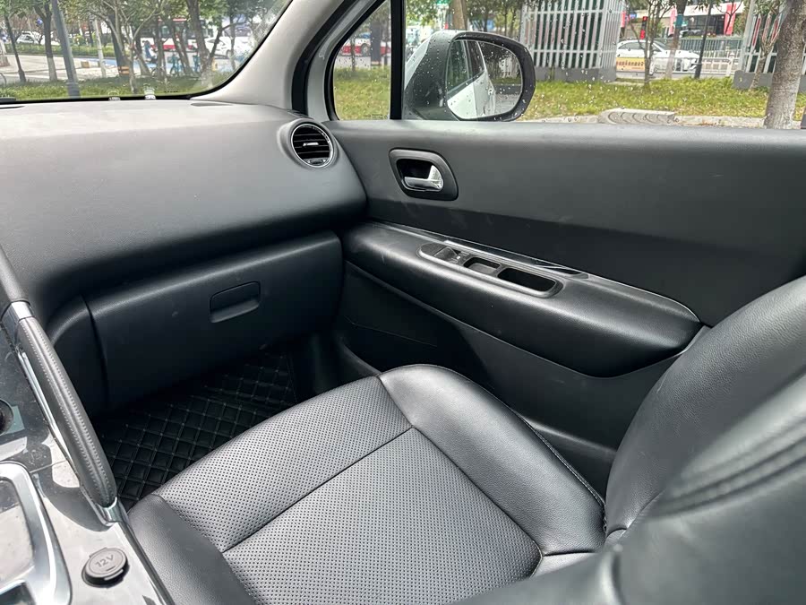 标致 标致3008(进口) 2012 汽车图片 #10