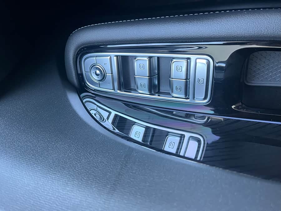 HongQi HS3 2024 car image #10