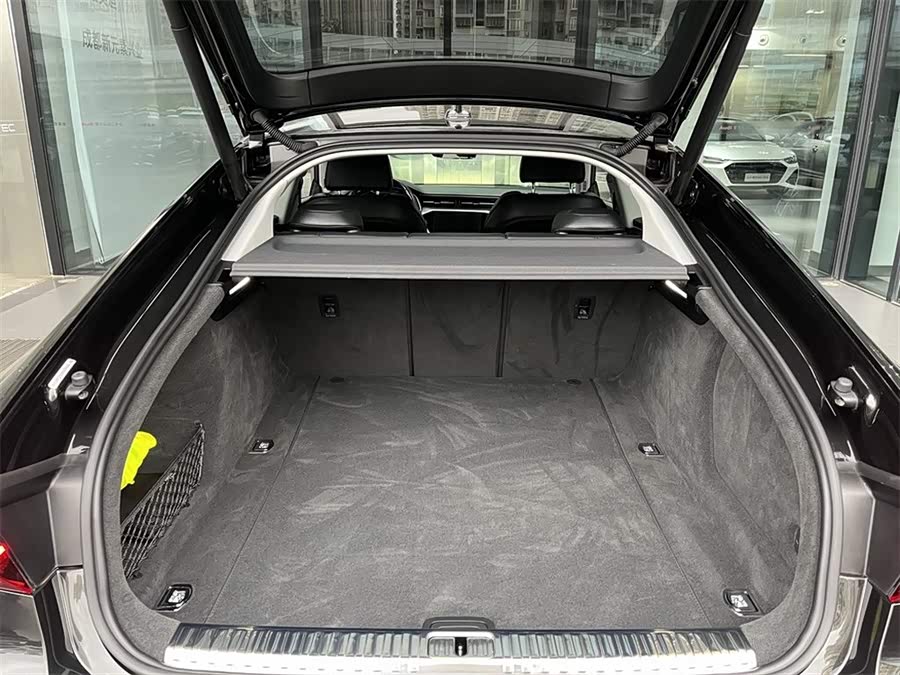 Audi A7 2020 car image #10