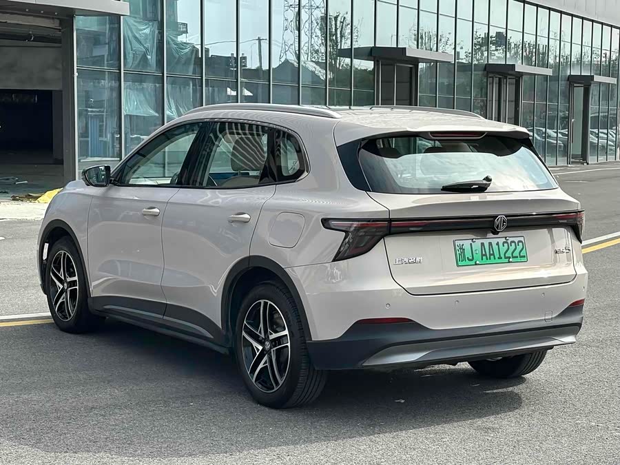 MG ES5 2024 imagen de coche #10