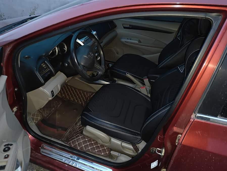 Honda City Classic 2013 #10 Honda City Classic 2013 car image #10