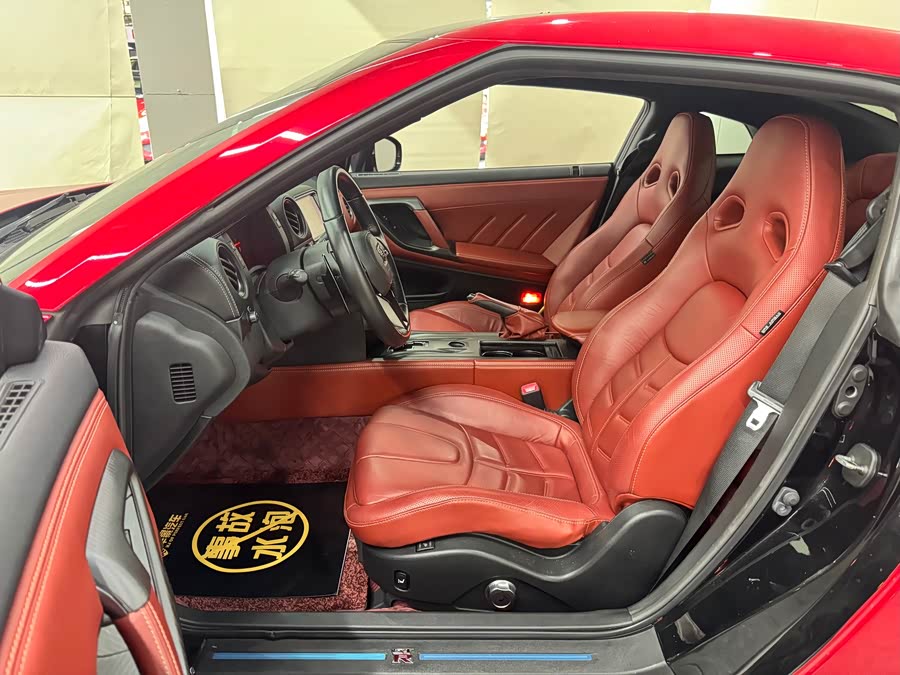 日产 日产GT-R 2015 汽车图片 #10