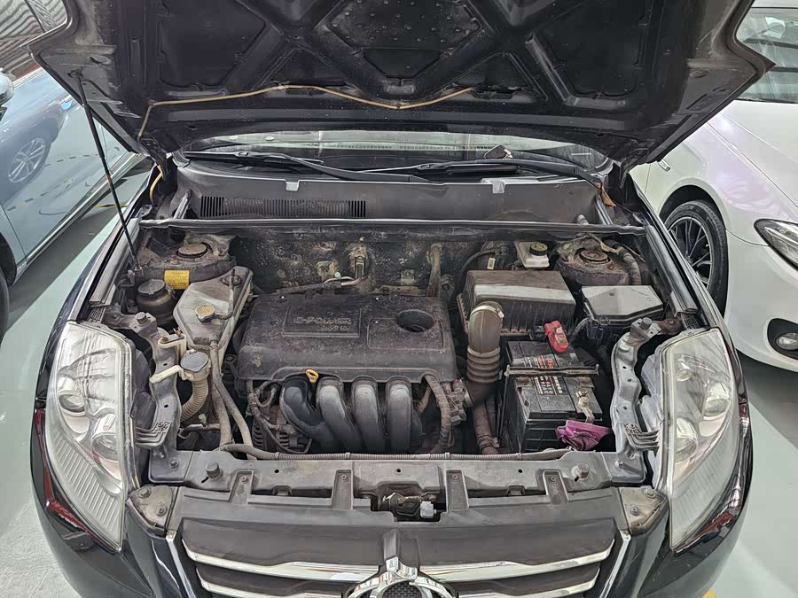 GEELY GX7 2015 car image #10