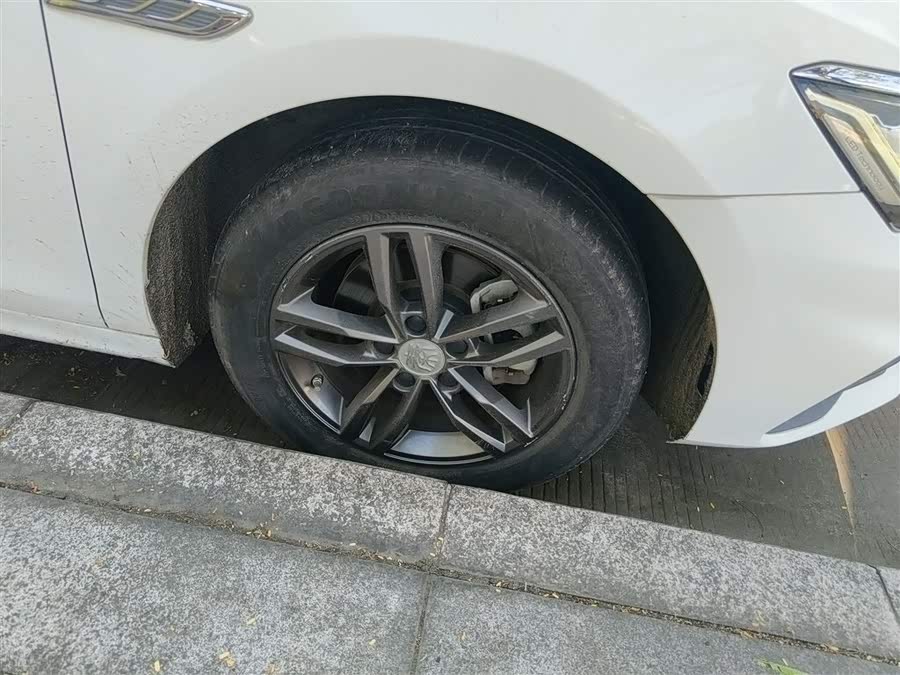 BYD Qin Pro 2018 car image #10