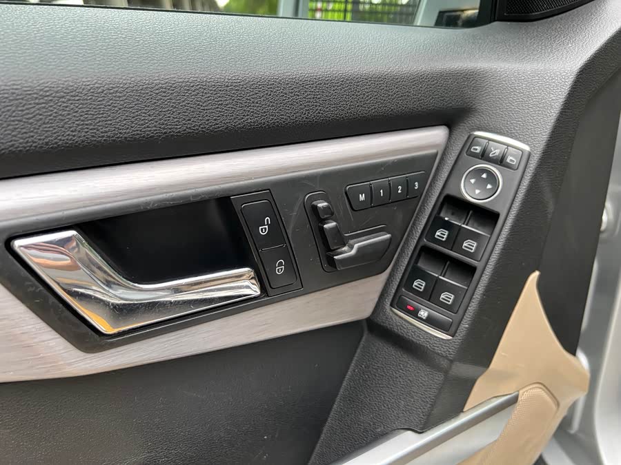 Mercedes-Benz GLK Class (Imported) 2010 car image #10