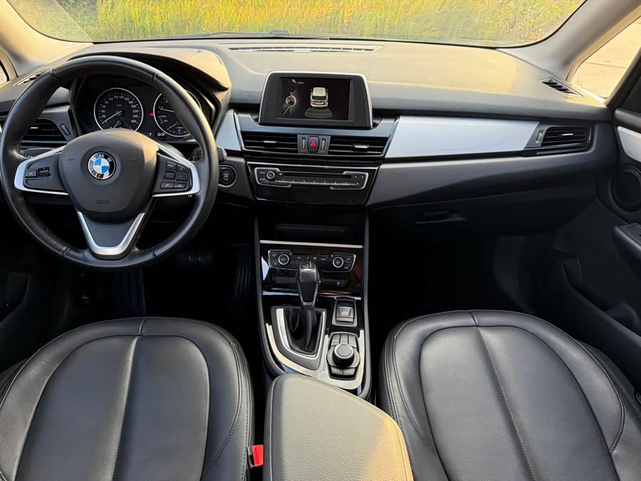 BMW 2 Series Tourer 2016 car image #10