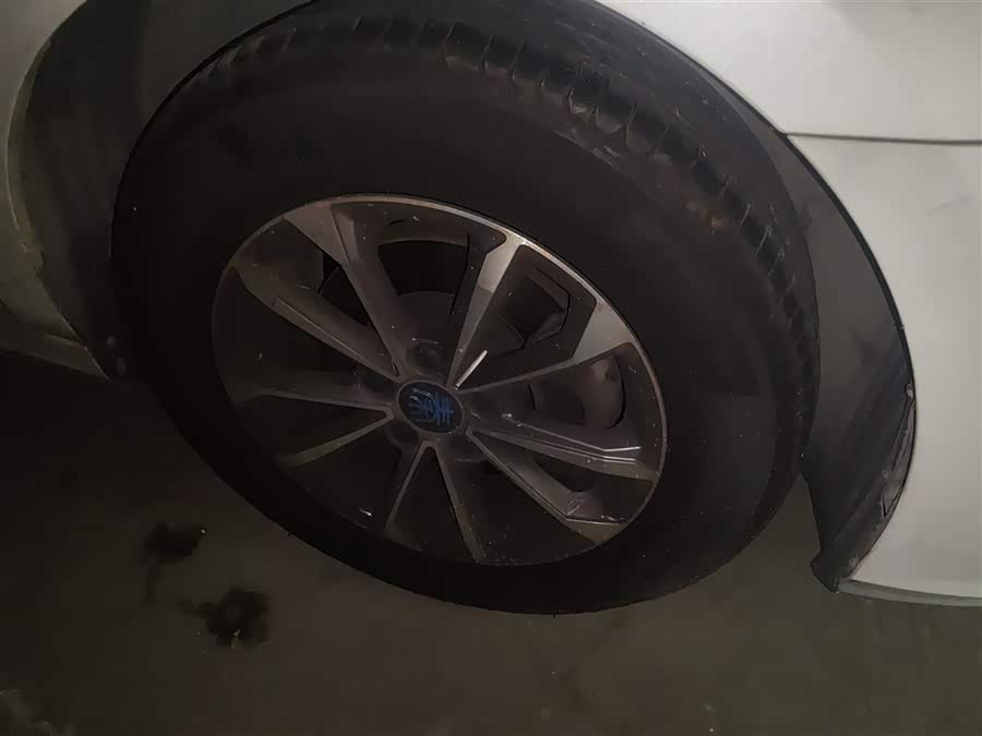 BYD Qin Pro New Energy 2019 #10 BYD Qin Pro New Energy 2019 car image #10