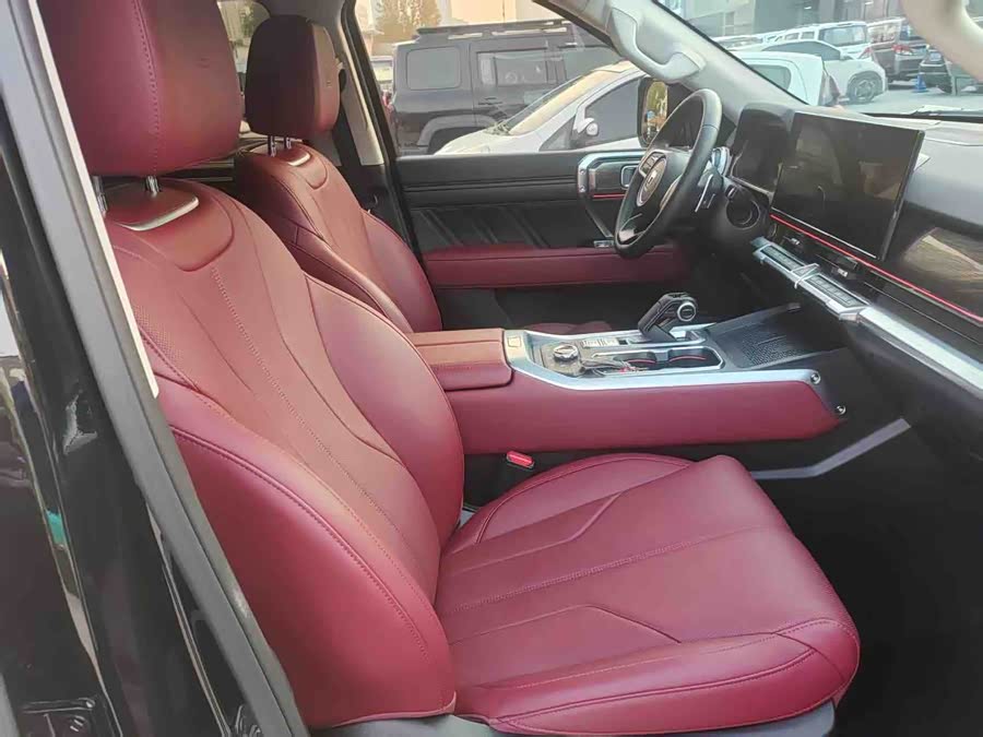 Tank 400 New Energy 2025 #10 Tank 400 New Energy 2025 car image #10