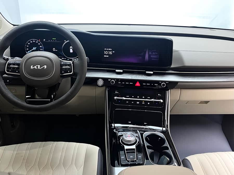 Kia Carnival 2024 immagine di auto #10