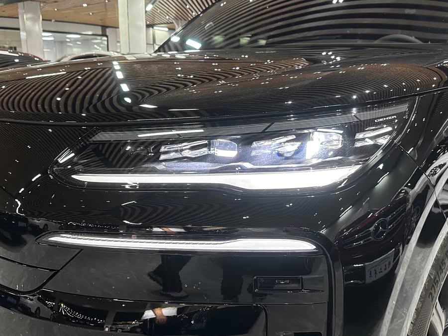 Denza N9 2025 #10 Denza N9 2025 car image #10